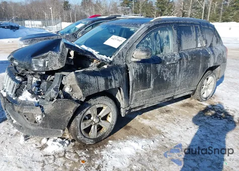 2013 Jeep Compass Latitude z USA, uszkodzony, nr VIN 1C4NJDEBXDD280416